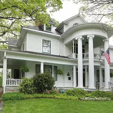 Double Oaks Bed & Breakfast-3